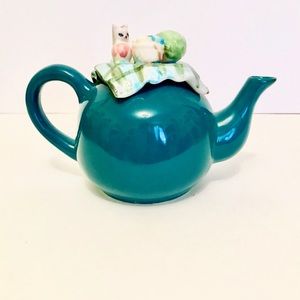 Vintage Decorative Kitten Teapot Ceramic